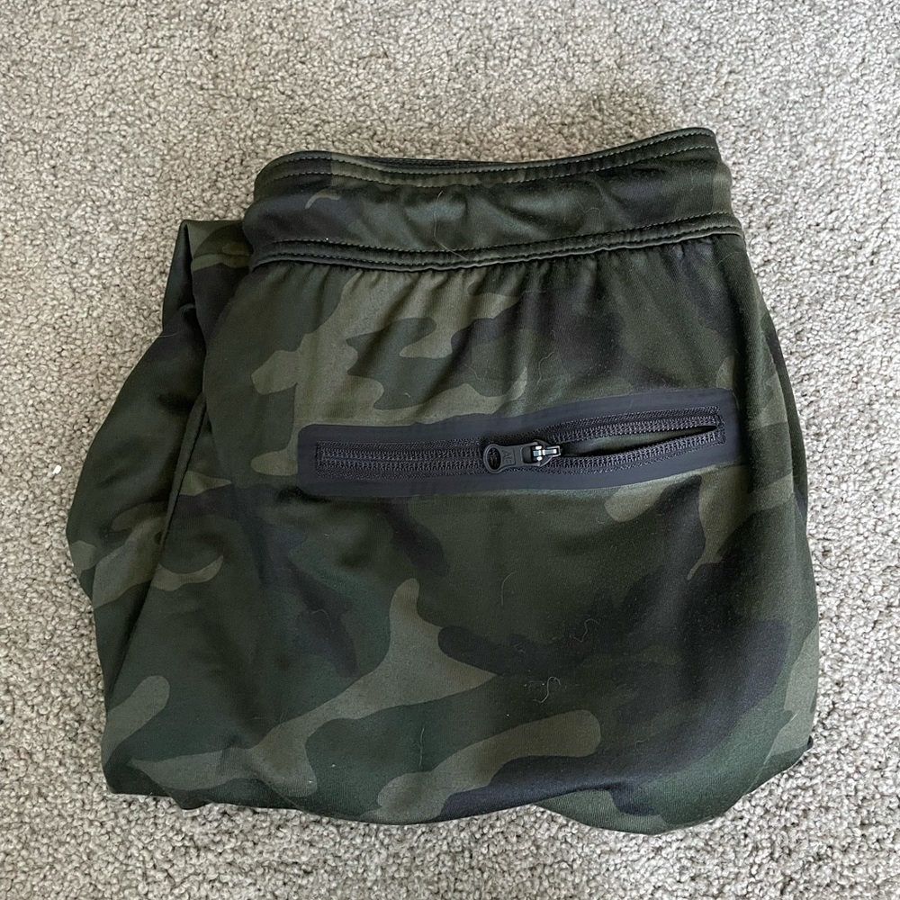 American Eagle Joggers with Zippers